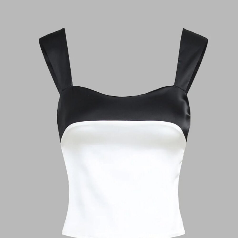 Two-Tone Satin Tie-Back Top NWT Size M Commense